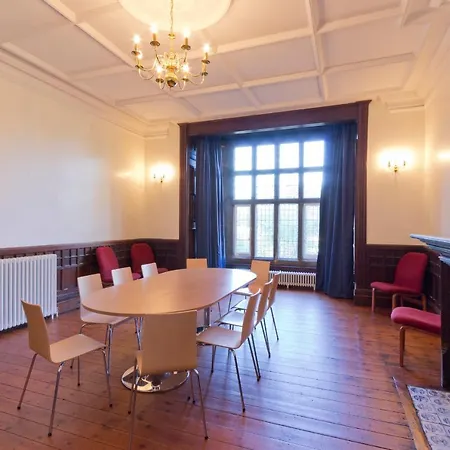 The Holmes * Bristol