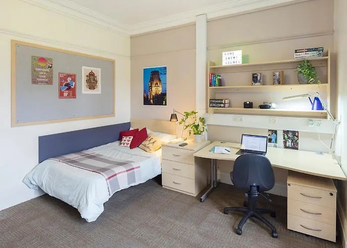 The Holmes Hotel Bristol