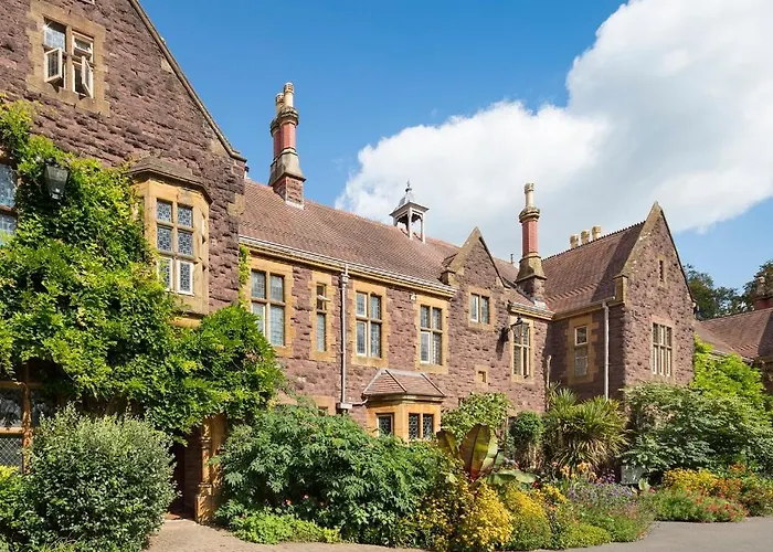 The Holmes מלון *